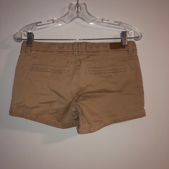 Garage Shorts - Picture 2 of 3